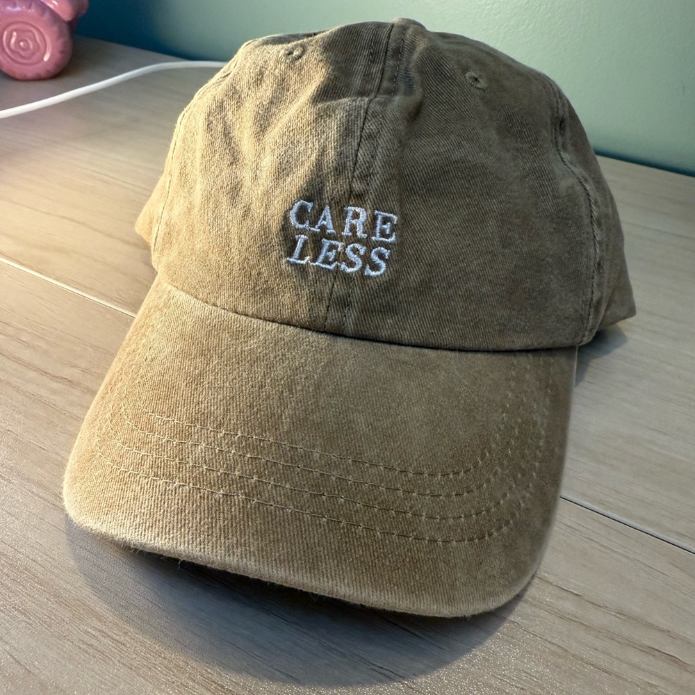 Hat - Picture 2 of 4